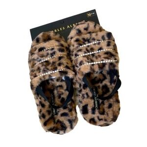 NWT Charles Albert Strap Slipper Sandals | S (7-8)